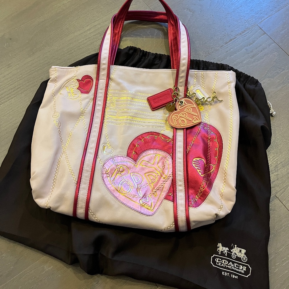 COACH Poppy Metallic Fuchsia Pink Hearts Glam Tote
